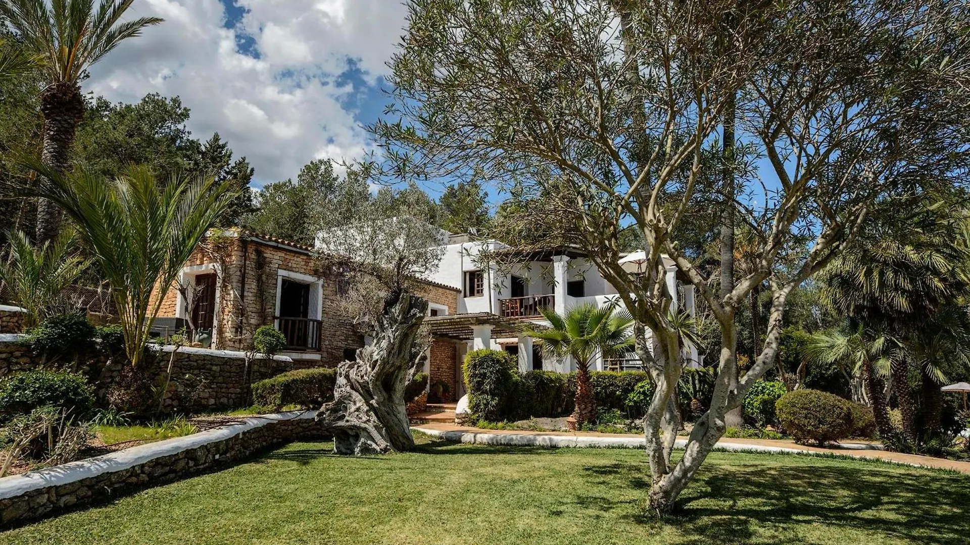Villa Can Blay Santa Eularia des Riu Spanje
