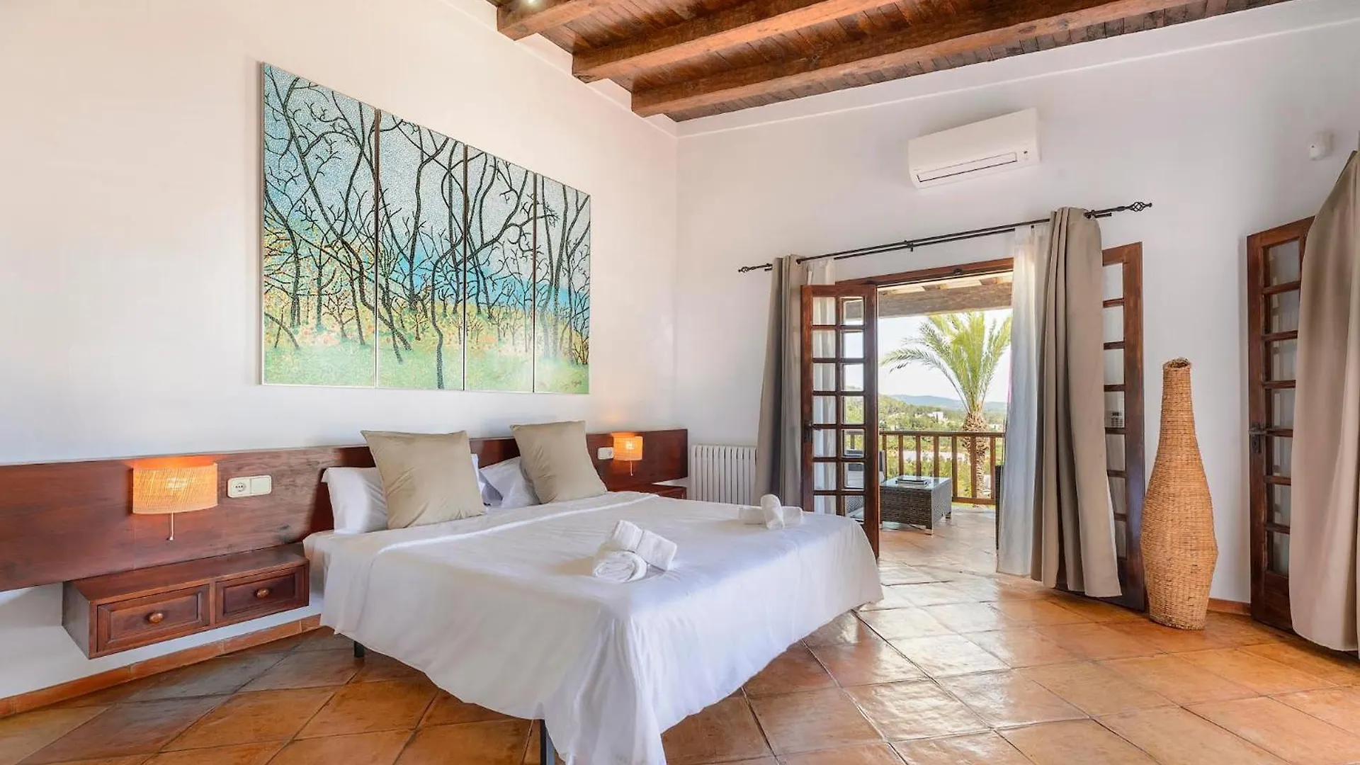 Villa Can Blay Santa Eularia des Riu Spanje